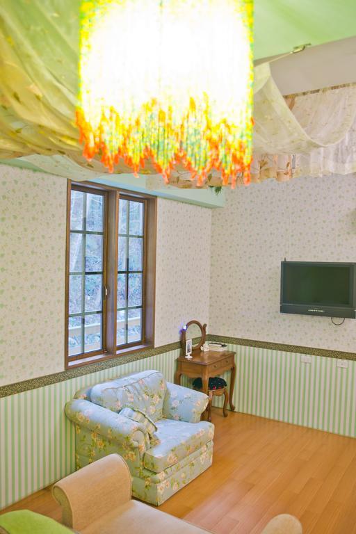 Maison-Philo Homestay B & B Sanyi Dış mekan fotoğraf